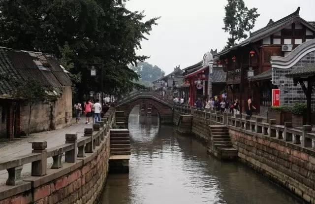懒羊羊的奇幻世界