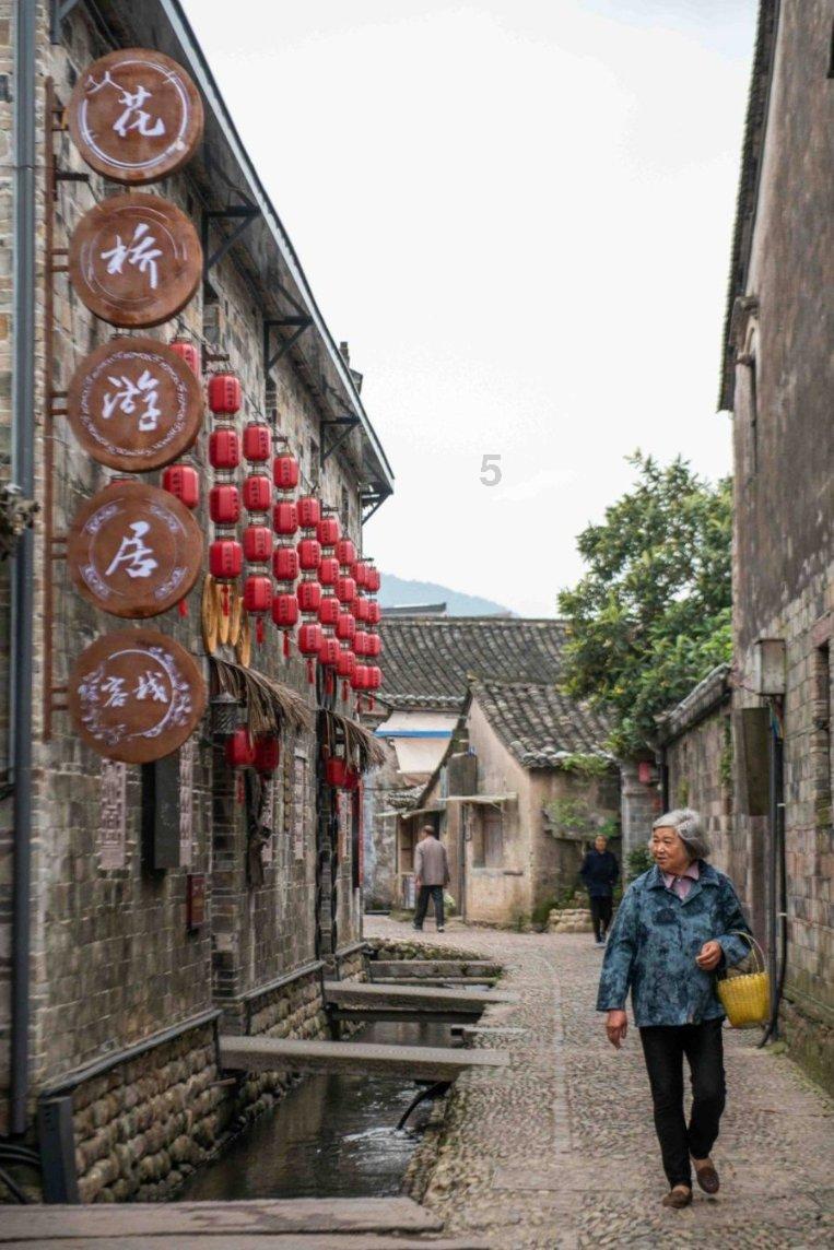 历史纪录片《志说长沙——星城古今纪事》入围2023中国方志网络精品名单